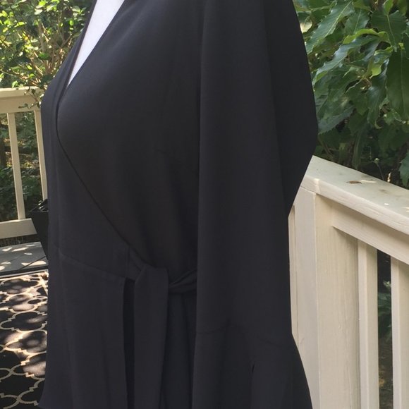 COPY - BCBG Jadine Wrap Top - NWT - Size XS - Picture 10 of 13